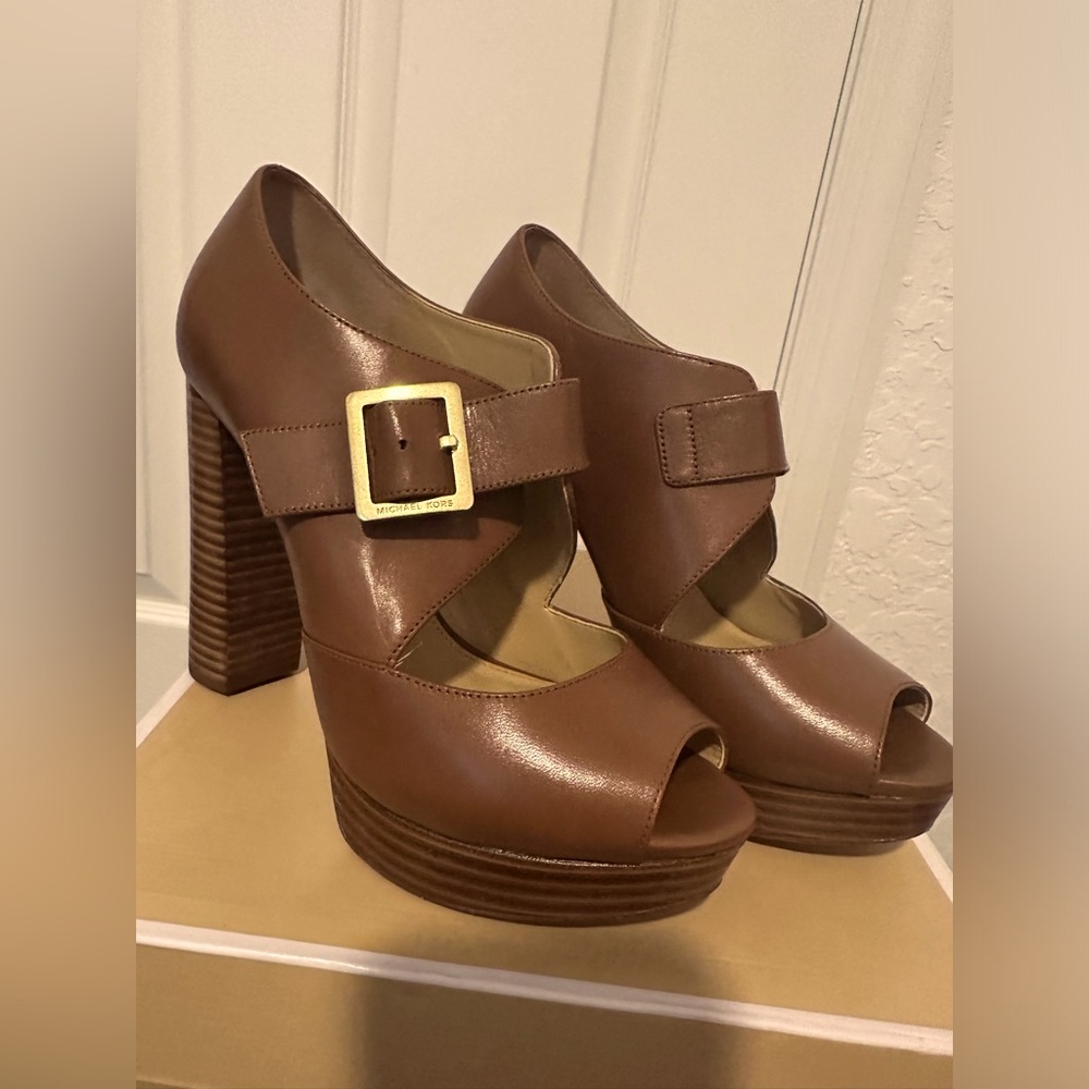 Michael Kors Eleni Platform Heel